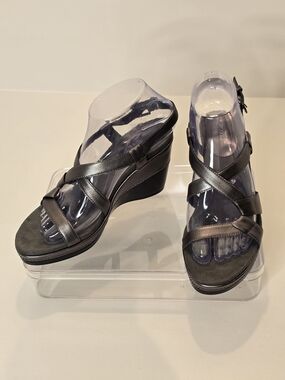 AEROSOLES Metallic Charcoal Crisscross Wedge Sandals Sz 6.5